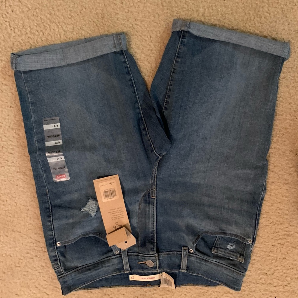 Levi’s shorts